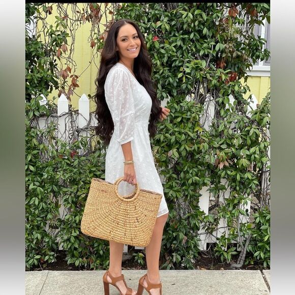 New Midsummer Dress by Cabi #5943 Embroidered Eyelet Button Front Sz 8 - Picture 1 of 14